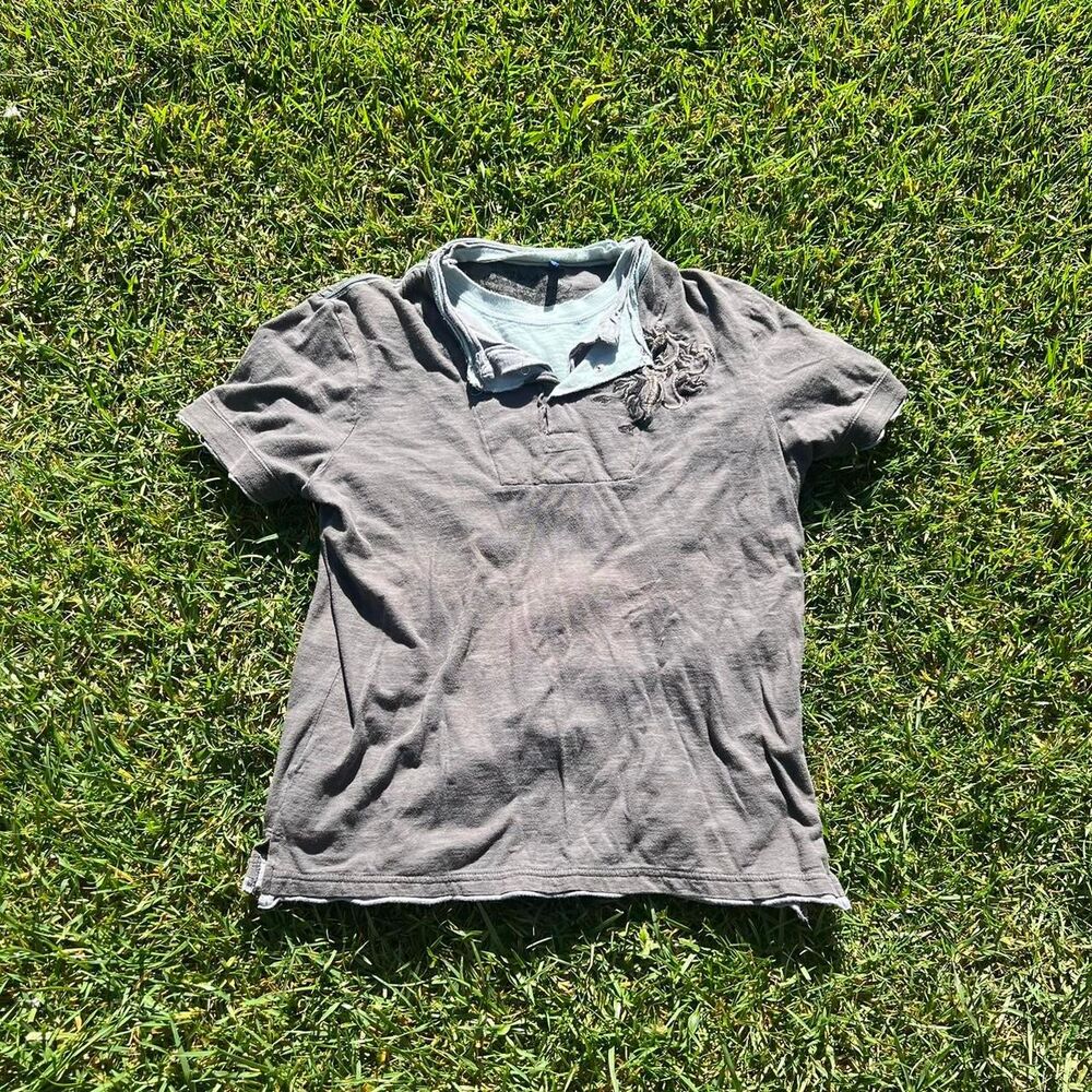 Cooper Jeans Doubled up henley tee with y2k design mens size M